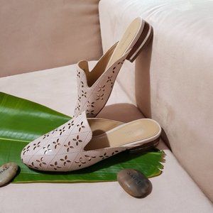 MICHAEL KORS NATASHA SLIDE LASERED LEATHER 6M NIB